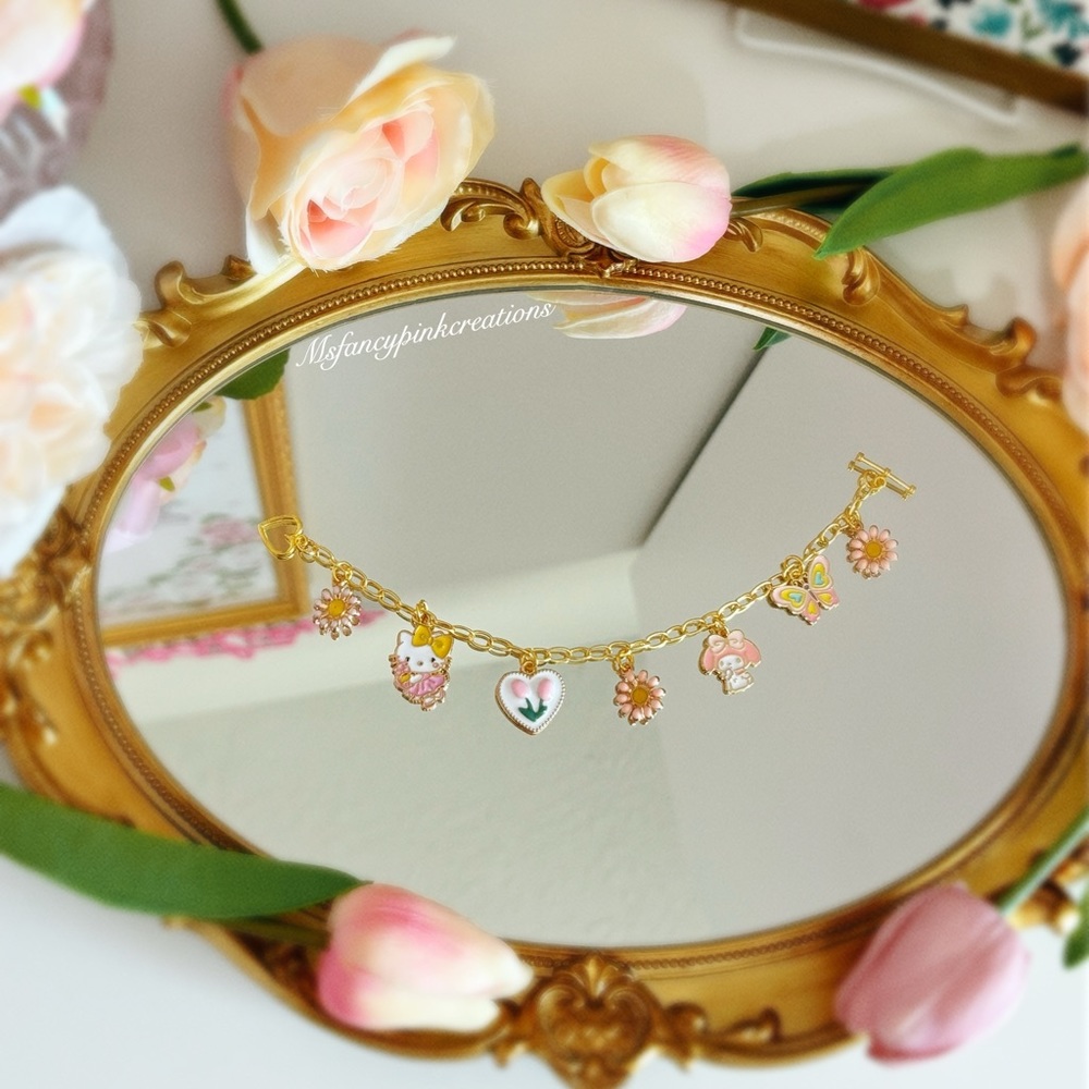 Gold plated handmade Spring Hello Kitty charm bracelet
